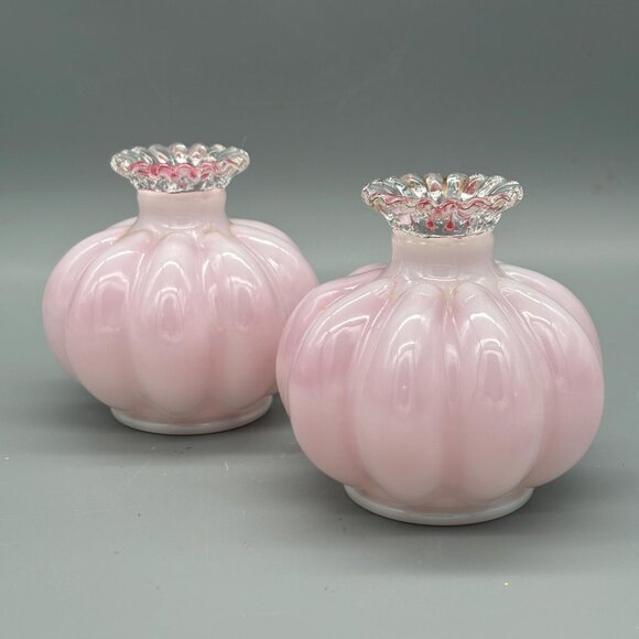 Fenton 1940's Silver Crest Ruffled Pink Glass Melon Perfume Bottle Vase Set of 2 - Picture 3 of 8